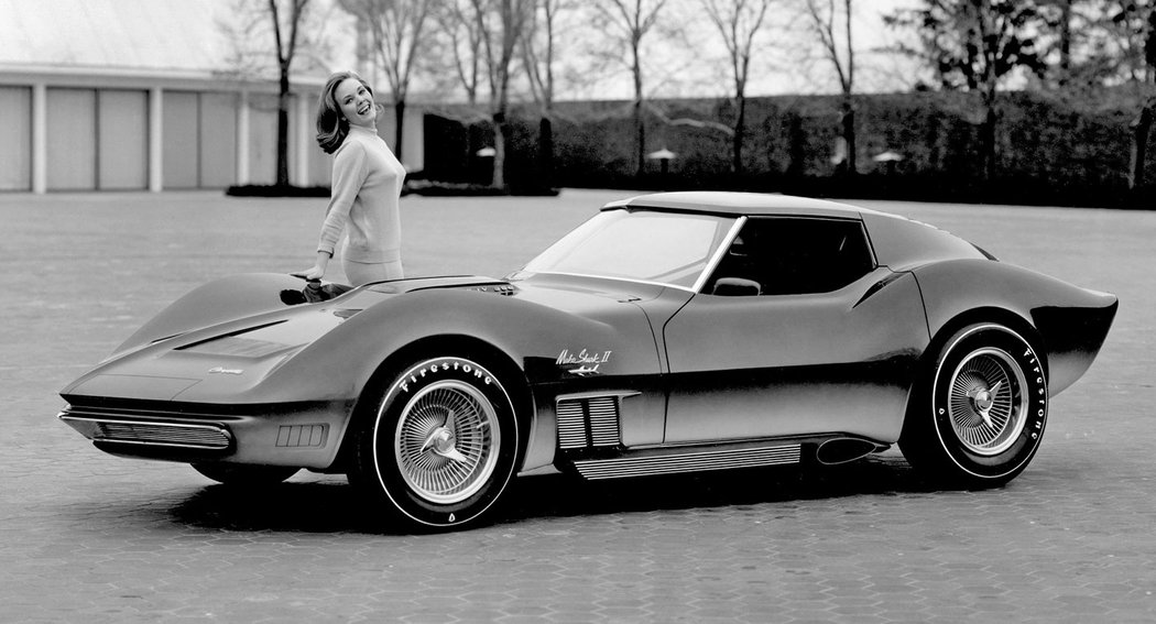 Chevrolet Corvette Mako Shark II Concept (1965)