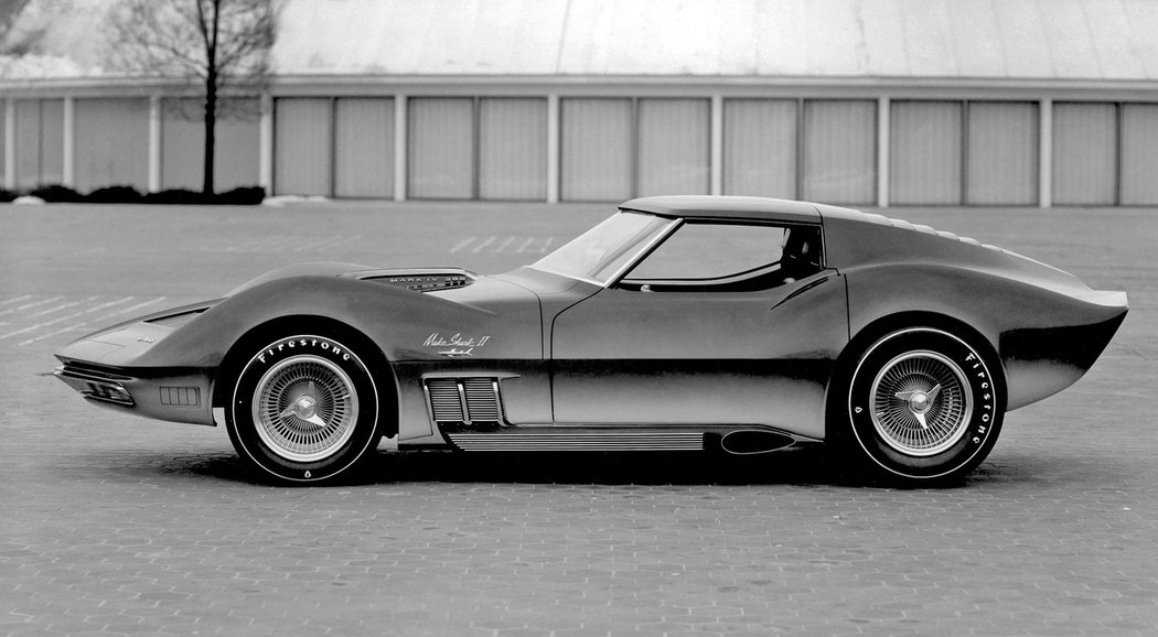 Chevrolet Corvette Mako Shark II Concept (1965)