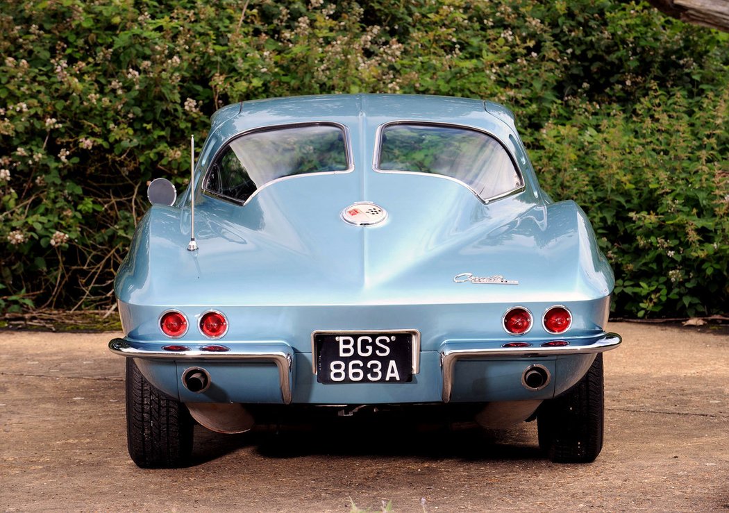 Chevrolet Corvette Sting Ray (C2) (1963)