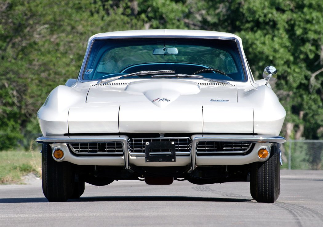 Chevrolet Corvette Sting Ray L72 Sport Coupe (1966)