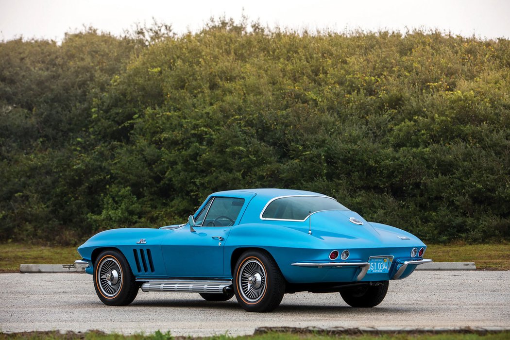 Chevrolet Corvette Sting Ray L72 Sport Coupe (1966)