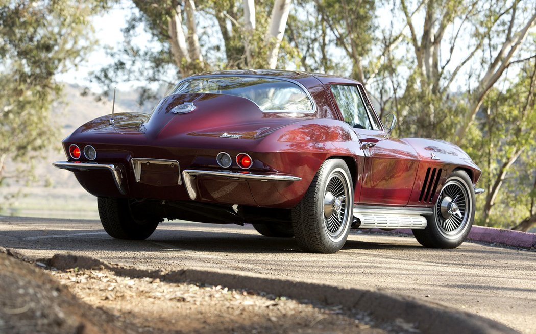 Chevrolet Corvette Sting Ray L72 Sport Coupe (1966)