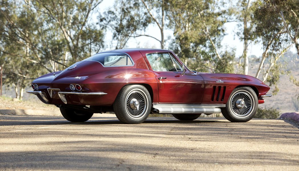 Chevrolet Corvette Sting Ray L72 Sport Coupe (1966)