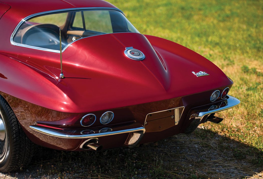 Chevrolet Corvette Sting Ray L72 Sport Coupe (1966)