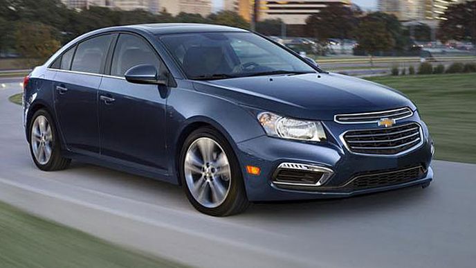 Chevrolet Cruze 2015: Modernizace pro druhý americký poločas Chevrolet Cruze 2015: Modernizace pro druhý americký poločas