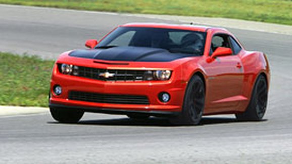 Chevrolet Camaro 2013: Paket 1LE míří mezi SS a ZL1