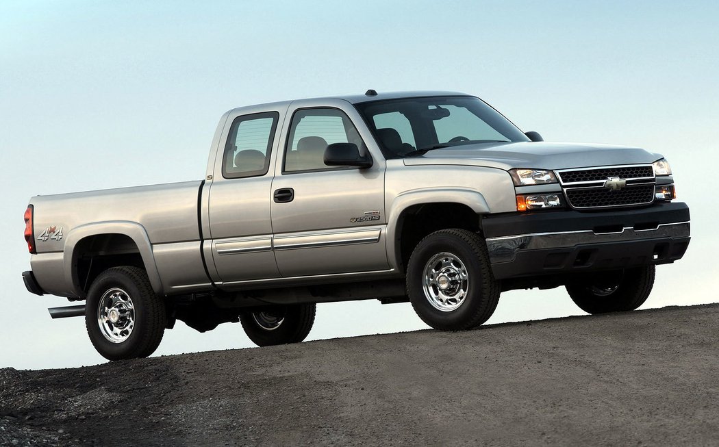 Chevrolet Silverado 2500 HD Extended Cab (2002–2007)