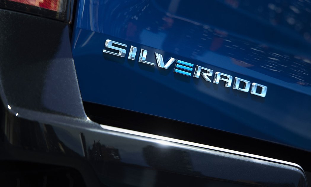 Chevrolet Silverado EV RST 