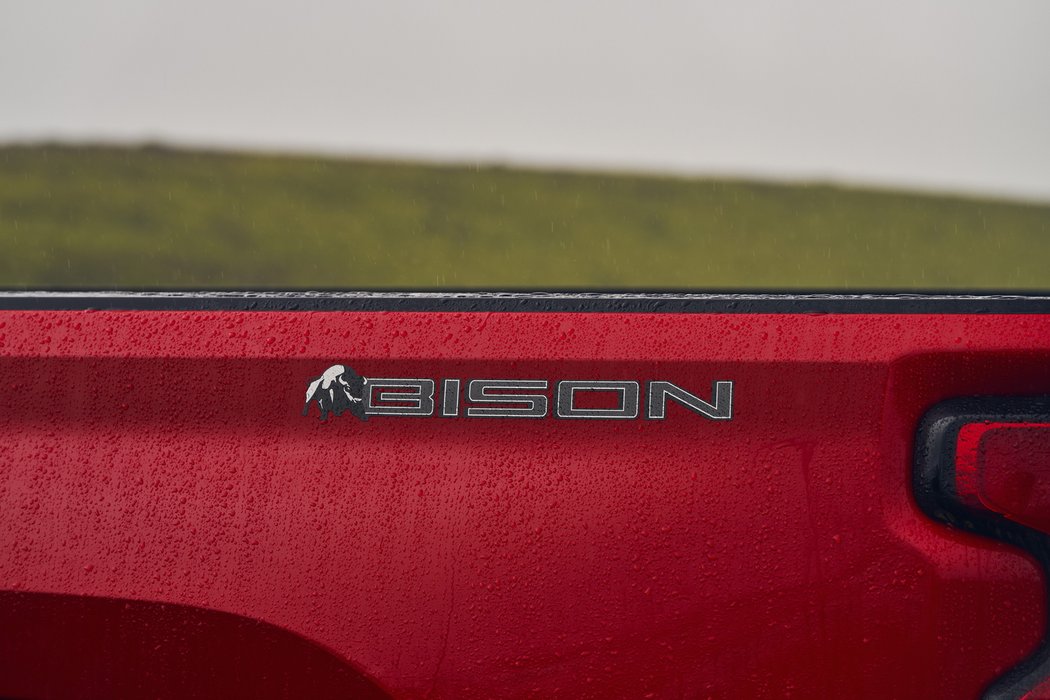 Chevrolet Silverado HD ZR2 Bison (2024)