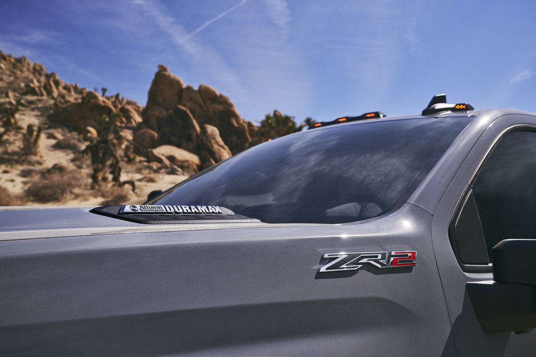 Chevrolet Silverado HD ZR2 (2024)