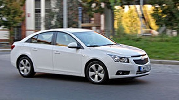 TEST Chevrolet Cruze 2,0 VCDi (120 kW) - Více výkonu, méně hluku