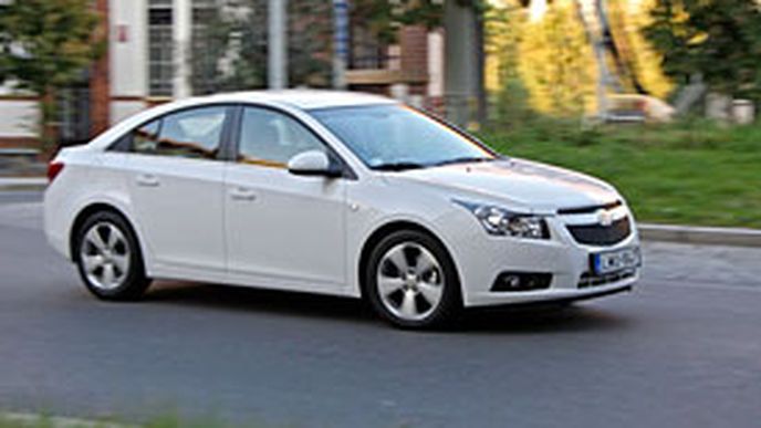 Chevrolet Cruze 2,0 VCDi (120 kW) - Více výkonu, méně hluku Chevrolet Cruze 2,0 VCDi (120 kW) - Více výkonu, méně hluku