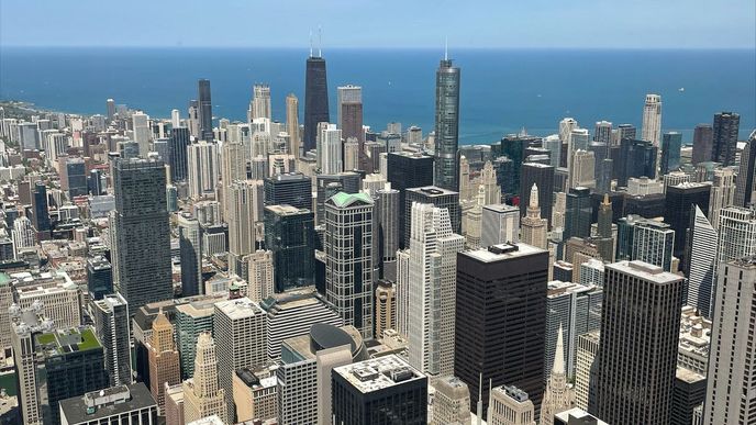 Chicago je třetím nejlidnatějším městem Spojených států a má podobnou průmyslovou strukturu jako Česká republika.