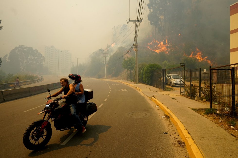 Ničivé požáry v Chile 