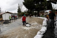 Děsivé záplavy v Chile si vyžádaly dva životy: Živel odřízl desetitisíce lidí od světa