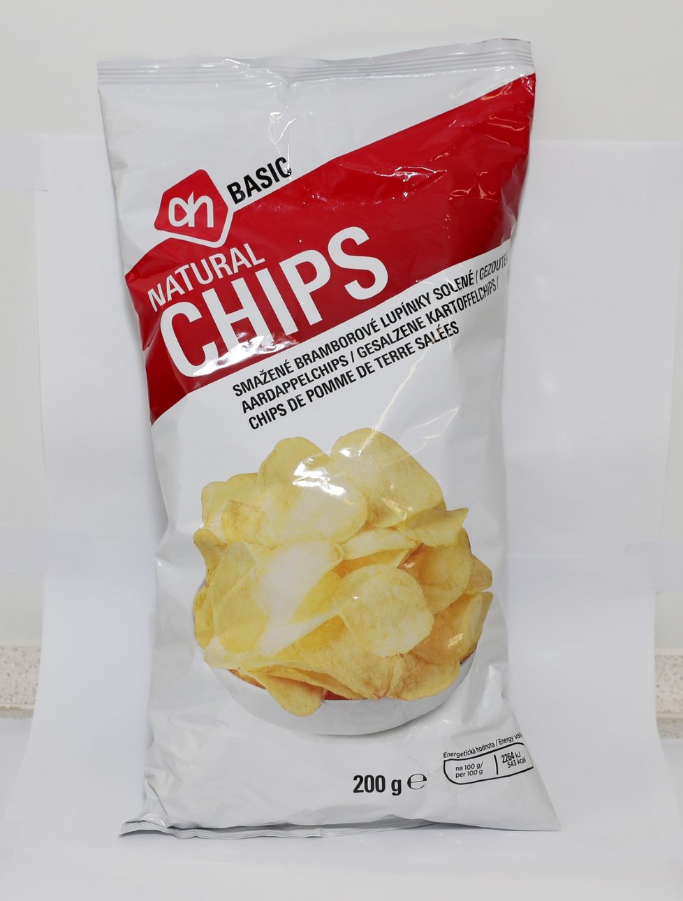Výborný vzhled Basic Natural Chips Měly výbornou barvu a nejlepší vzhled. Křupavost byla dobrá. Byly hodně slané, ale jinak bez chyby. Měly optimální tloušťku a příjemnou chuť a vůni.