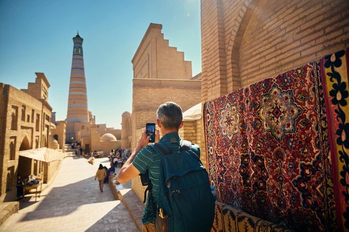 Uzbecké město na hranici s Turkmenistánem patří k nejzachovalejším z těch, které ležely na někdejší Hedvábné stezce. Uzbecké město na hranici s Turkmenistánem patří k nejzachovalejším z těch, které ležely na někdejší Hedvábné stezce.