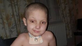 Chlapec (11) trpí vzácným druhem rakoviny: Znepokojené matce poslali žádost o neoživení, kdyby dostal covid-19