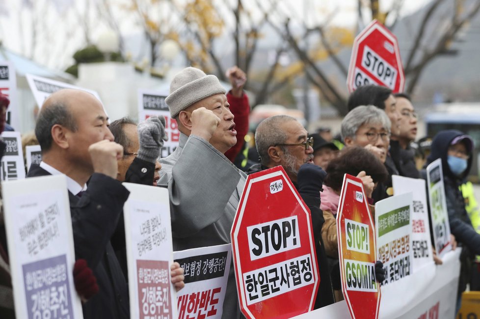 Protesty proti jihokorejské prezidentce se konají takřka denně.