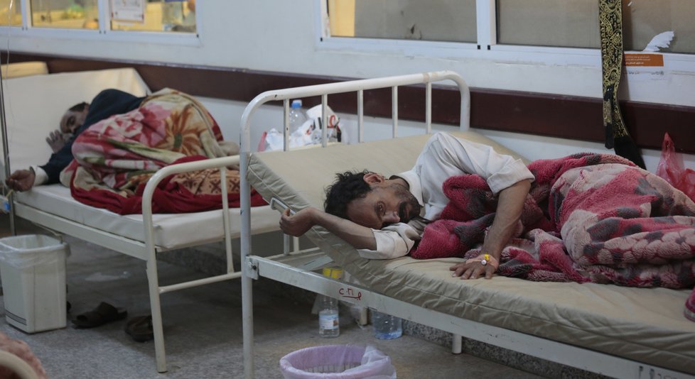 Cholera teď zabíjí v Jemenu