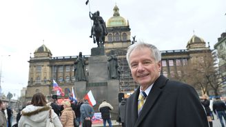 Politik a Havlův vyzyvatel slaví sedmdesátiny. Jaké přešlapy má za sebou republikánský křikloun Sládek?