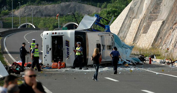 Nehoda autobusu v Chorvatsku: 11 mrtvých a 34 zraněných! Polský vůz havaroval u Zábřehu