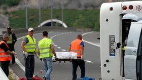 Sedm lidí nehodu nepřežilo včetně jednoho dítěte