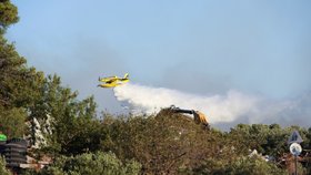 Hašení požáru na chorvatském ostrově Čiovo (27.7.2023)