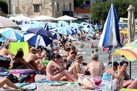 Pro české turisty je Chorvatsko favoritem. Kde na vás čekají omezení a co vyžaduje Řecko?