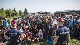 Uprchlíci na maďarsko-chorvatské hranici