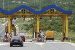 Slovák prorazil závoru nejen na hranici, ale projel dokonce bez placení několika mýtnicemi