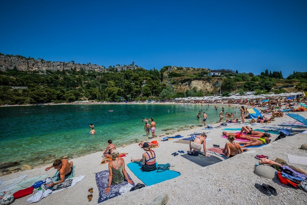 Pláž Kašjuni v chorvatském Splitu