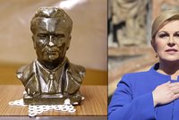 Tito musí pryč! Chorvatská prezidentka odstraní jeho bustu z prezidentské vily