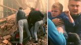 Zemětřesení v Chorvatsku: Z trosek zachránili přes 30 lidí, tři hasiči utrpěli zranění