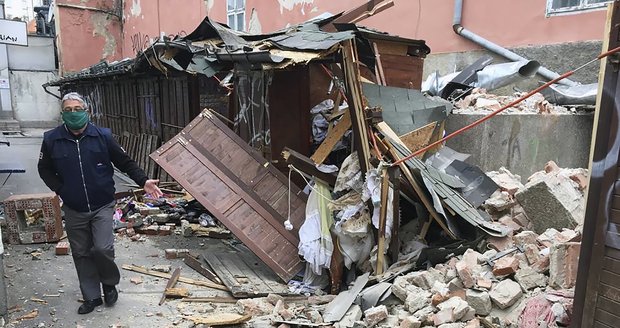 Zemětřesení v Chorvatsku během lockdownu: Lidé v panice vybíhali z domů