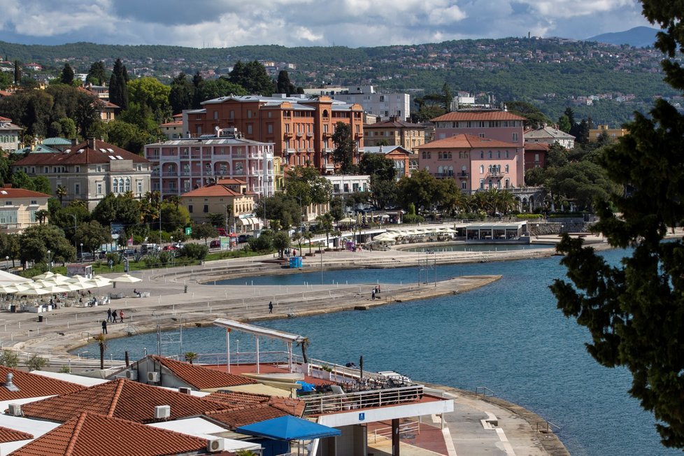 Chorvatsko bude v červenci lákat turisty na pláže tropickými teplotami.