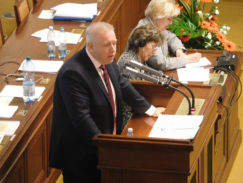 Ministr vnitra Milan Chovanec ve Sněmovně