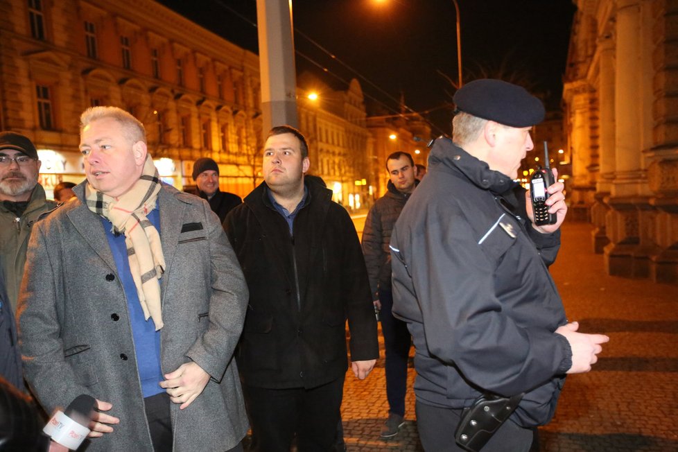 Chovanec vyrazil s policií do plzeňských barů.