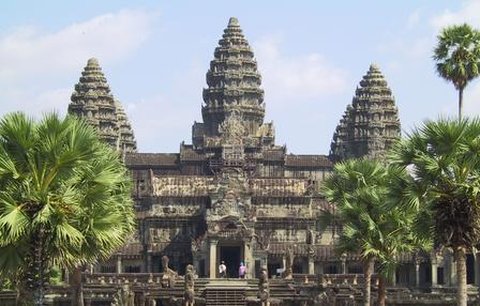 Američanky zadrženy v Kambodži: Fotily se nahé v posvátném chrámu