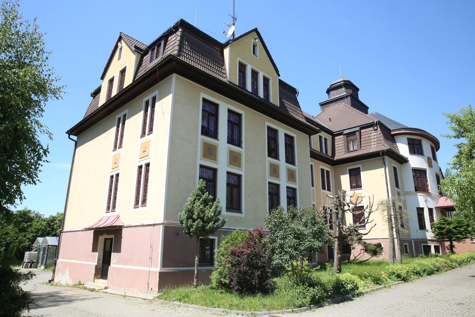 Výchovný ústav v Chrastavě bude zrušen, oznámila to ministryně školství Kateřina Valachová.