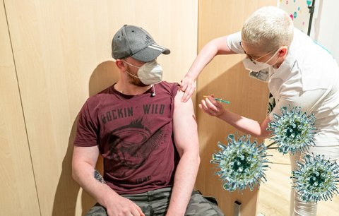 Očkování proti chřipce: Potíž s malým zájmem. Pomůže spojení s 3. dávkou proti covidu?