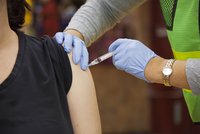 Lékaři odmítají očkovat polskou vakcínou proti TBC. Nemá víčko