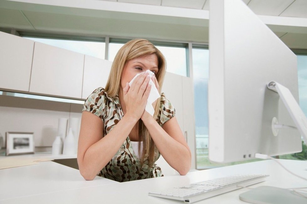 Nemocnost akutními infekcemi dýchacích cest včetně chřipky v Česku dosáhla tento týden úrovně epidemie, za týden přibylo pacientů téměř o pětinu (ilustrační foto)