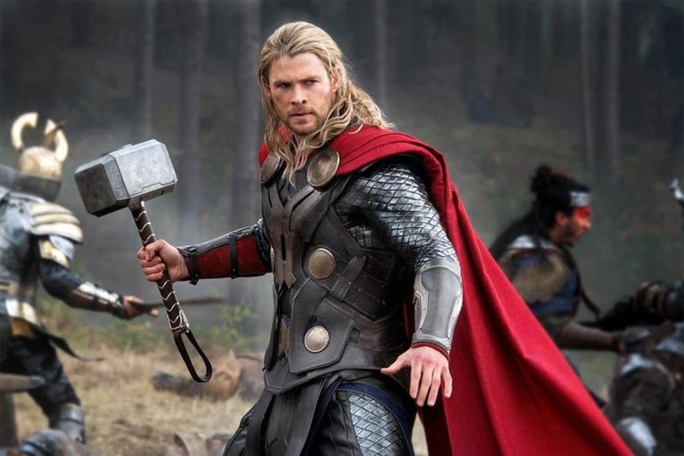 Chris Hemsworth jako Thor