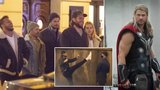 Božský Thor Chris Hemsworth v Praze: Do akce ho při nočních toulkách městem lákal mladší bratr Liam 