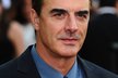 Herec Chris Noth známý jako Pan Božský ze seriálu Sex ve městě si myslí, že kritici pokračování v podobě druhého filmu totálně pohřbili!