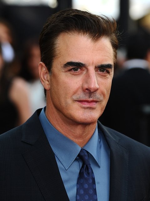 Herec Chris Noth známý jako Pan Božský ze seriálu Sex ve městě si myslí, že kritici pokračování v podobě druhého filmu totálně pohřbili!