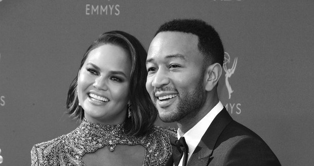 Chrissy Teigenová a její manžel John Legend