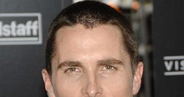 Christian Bale se opět ujme role Batmana
