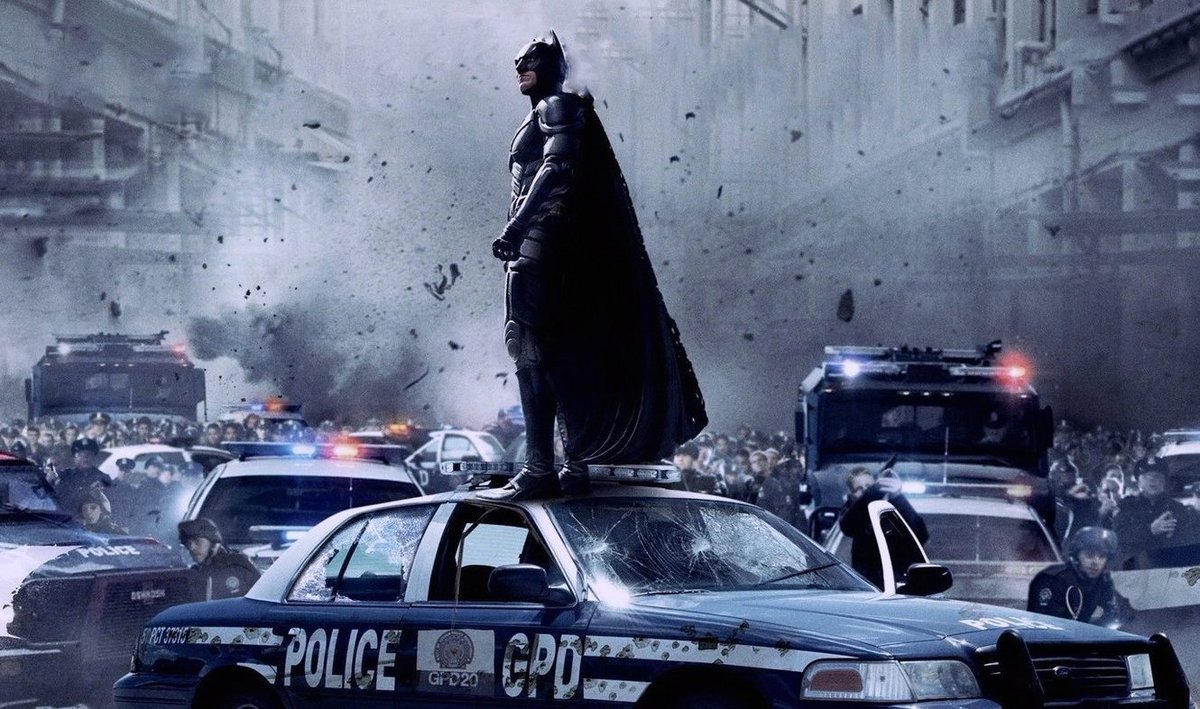 Christian Bale je jako Batman famózní